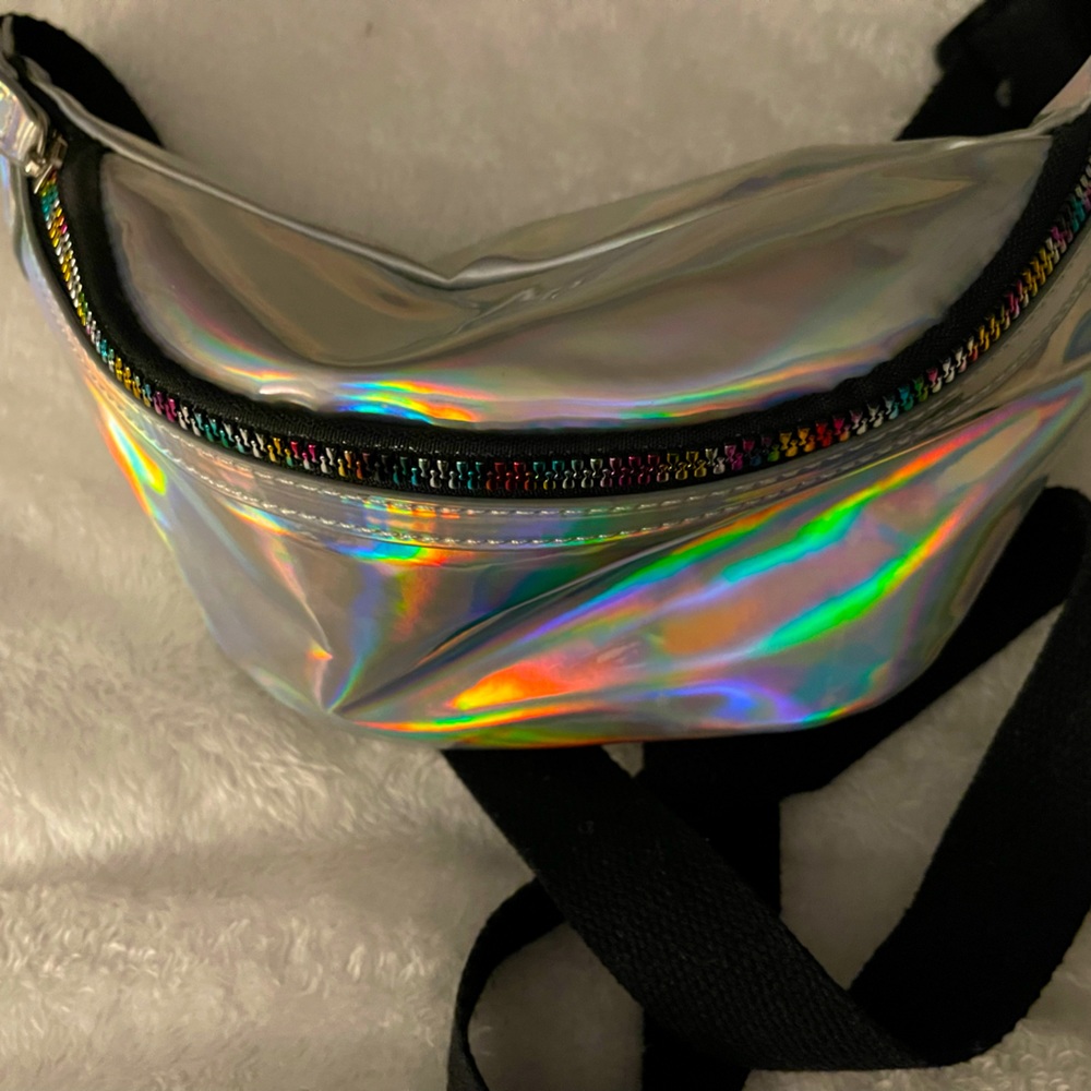 Silver/multicolored fanny pack